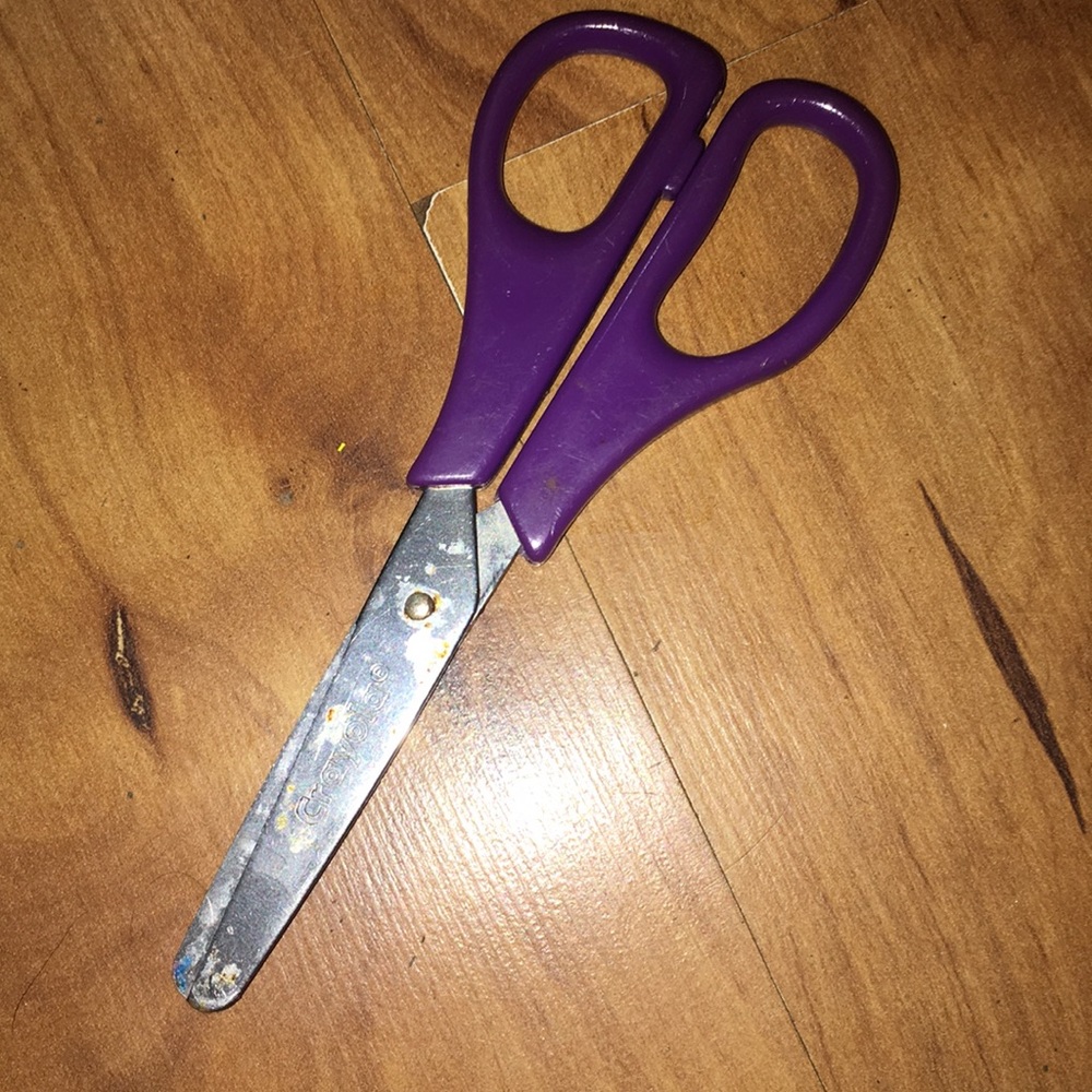 Purple scissors